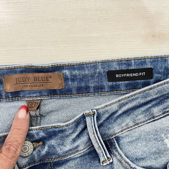 Judy Blue Boyfriend Fit Jeans Women’s 13/31 High Rise Bleach Splatter Stretch - Picture 7 of 15